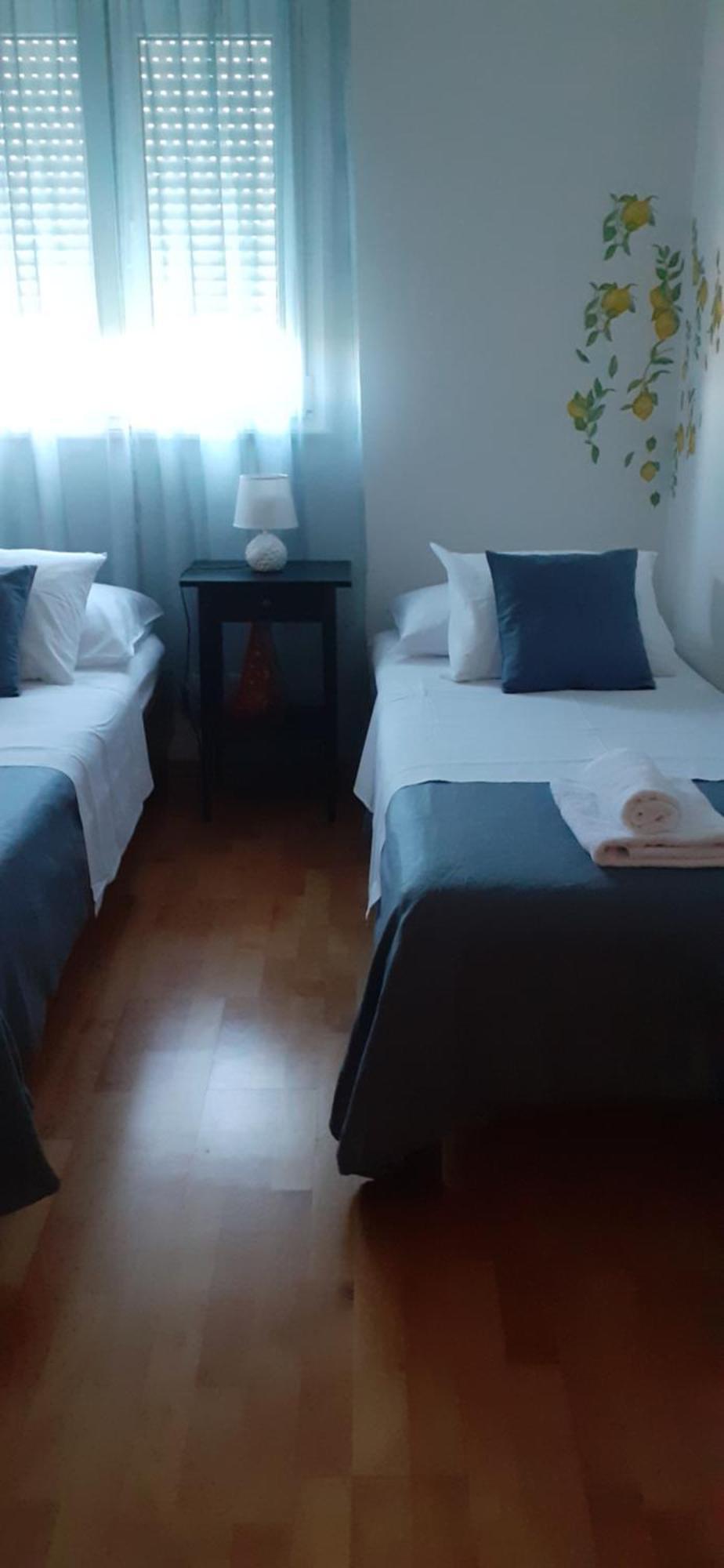 Apartman Mikola With Sea View Trogir Exterior foto
